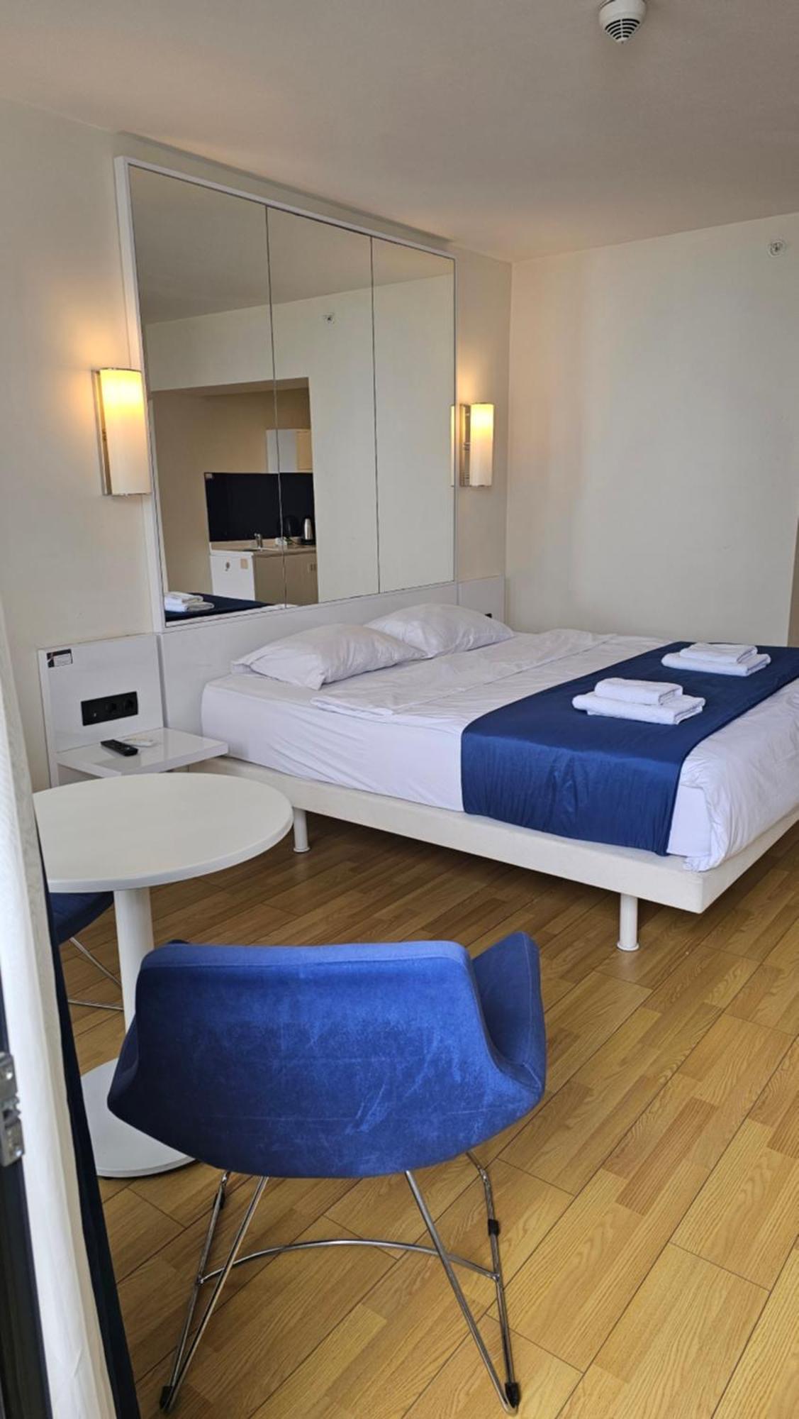 Orbi City Best Apartments บาทูมิ ภายนอก รูปภาพ